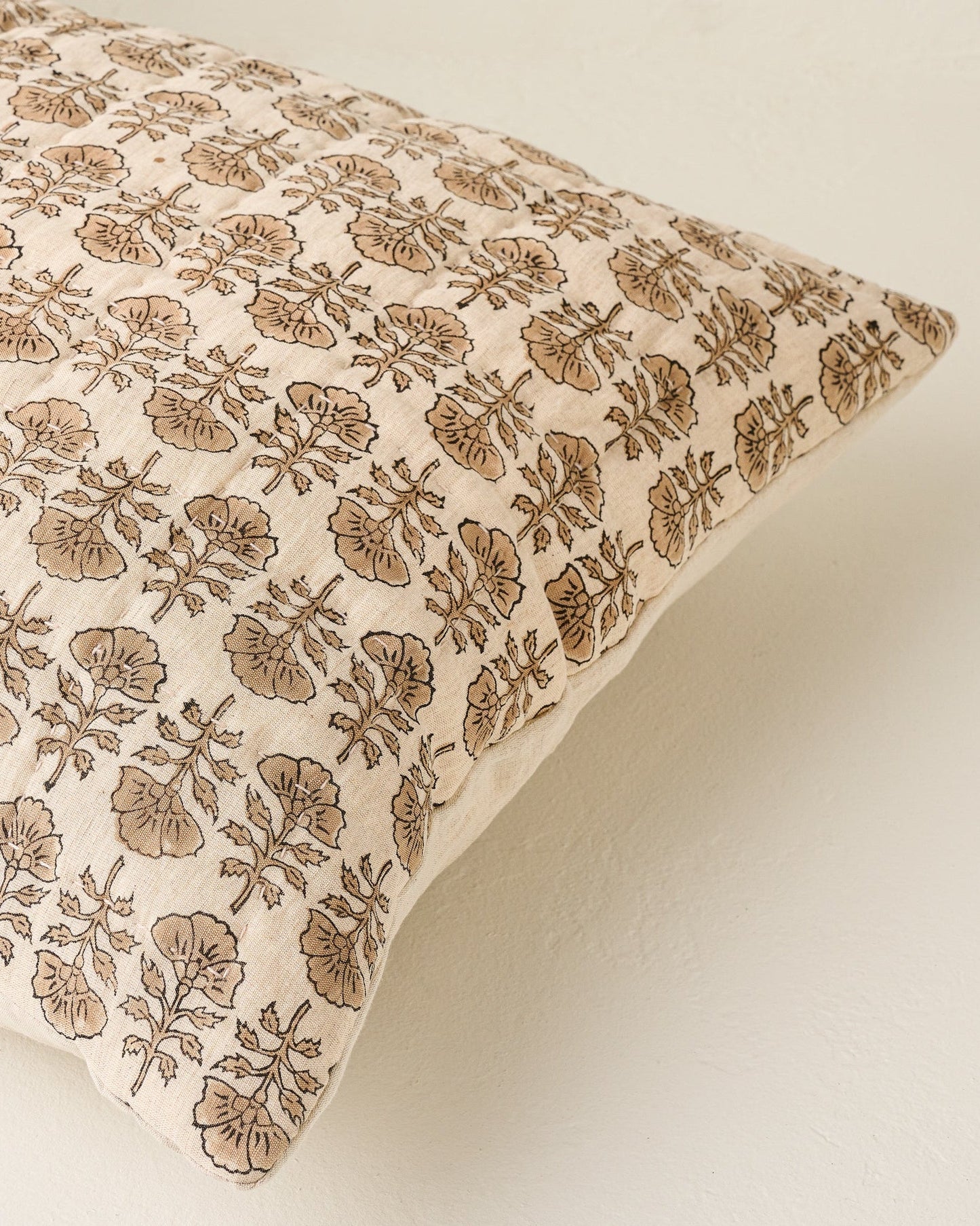 Natural Flora Block Print Quilt + Sham Set (King)