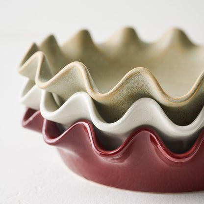 Cream Scalloped Pie Dish