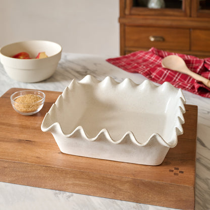 French White Scalloped 9x9 Baking Pan