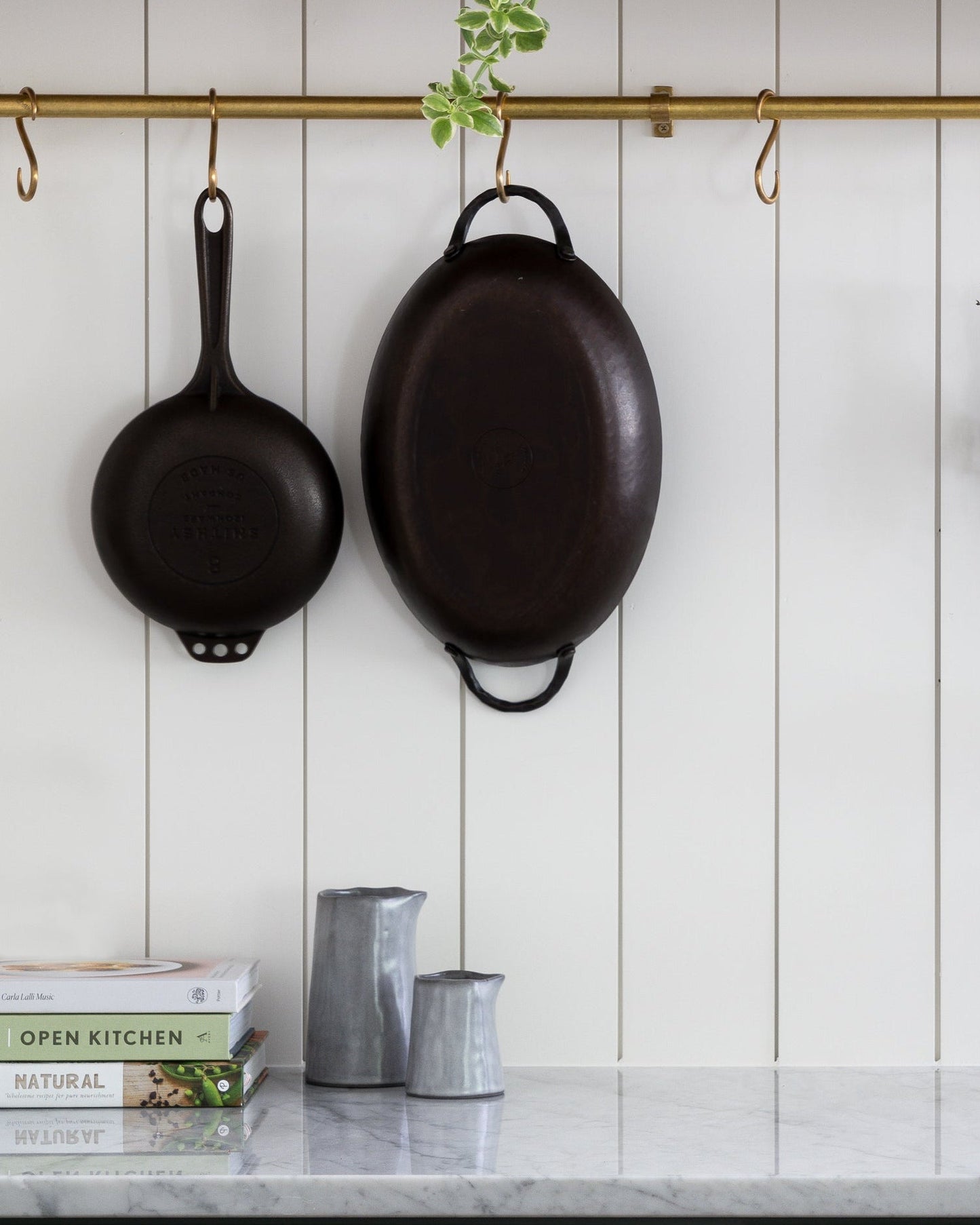 Smithey Carbon Steel Oval Roaster