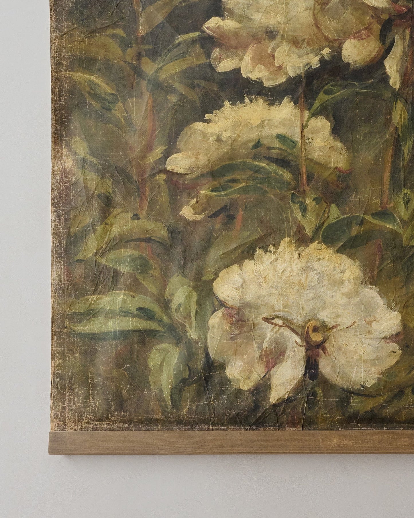 Oversized Botanicals in Bloom Vintage Tapestry